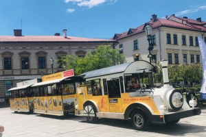 Un viaggio di ricordi con il trenino turistico - zdjęcie3