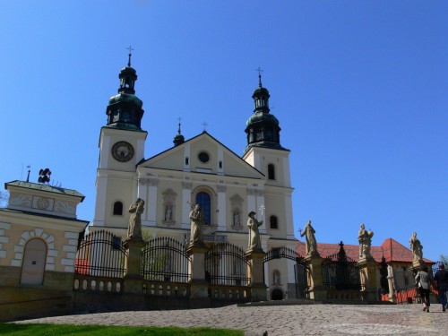 1. Trasa piesza do Sanktuarium w Kalwarii Zebrzydowskiej