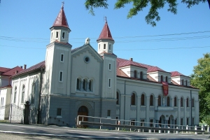 Collegium Marianum Klasztor Ojców Pallotynów - zdjęcie1