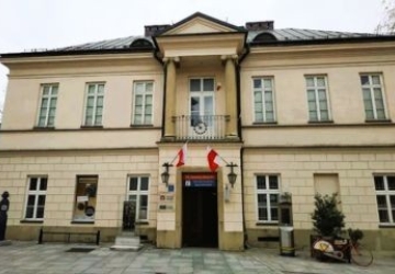 Zmiany w godzinach funkcjonowania instytucji w Boże Ciało