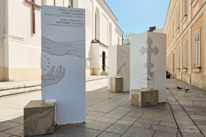 Wystawa o Janie Pawle II i Robercie Schumanie w Wadowicach - zdjęcie1