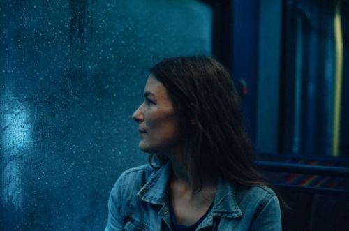 W kinie Centrum Być kochaną