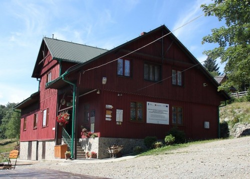 Mountain shelter PTTK Leskowiec